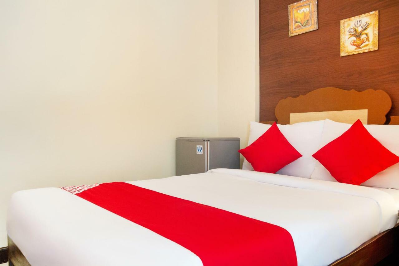 Oyo 153 Espacio De Clarita Hometel Davao Экстерьер фото