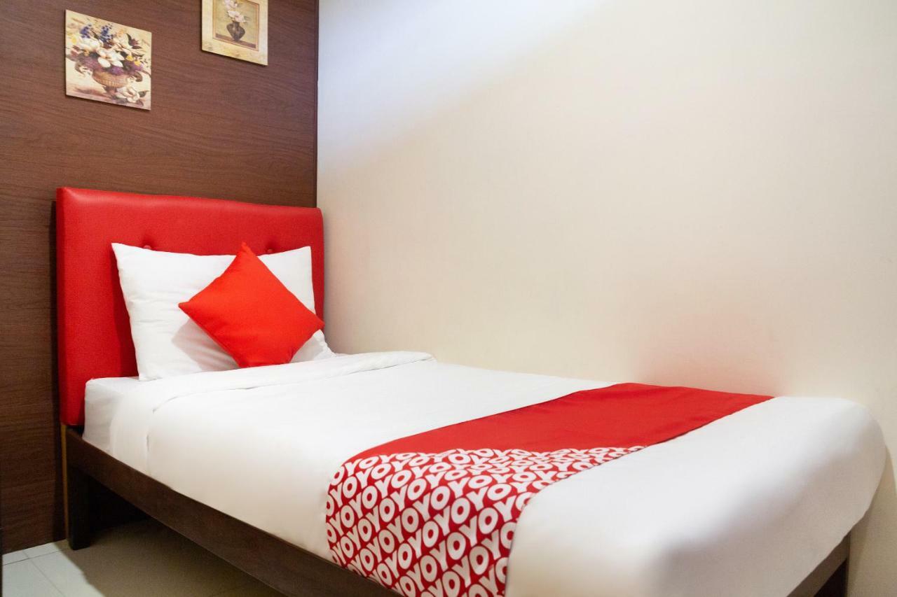 Oyo 153 Espacio De Clarita Hometel Davao Экстерьер фото